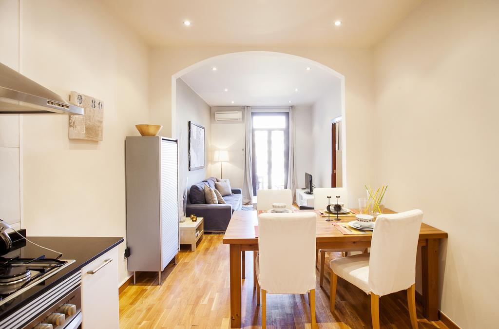 Apartments Barcelona & Home Deco Viladomat 外观 照片