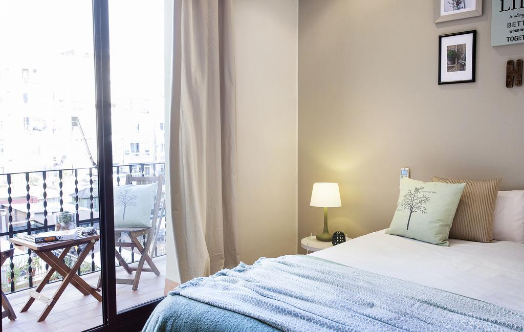 Apartments Barcelona & Home Deco Viladomat 外观 照片