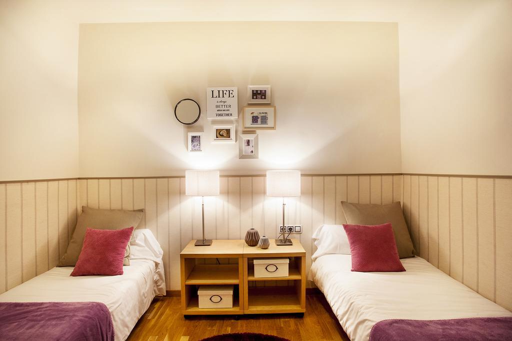 Apartments Barcelona & Home Deco Viladomat 外观 照片
